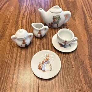 The Unbranded Brand Dinnerware